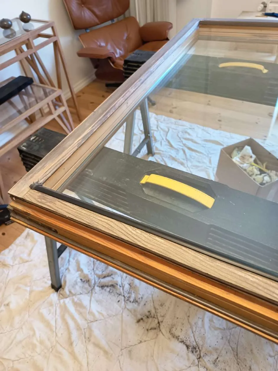 Koka logu atjaunošana un restaurācija